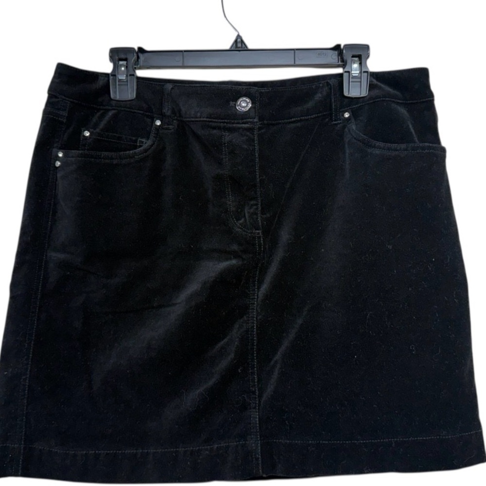 White House Black Market Women's Black Velvet Mini Skirt Size 12